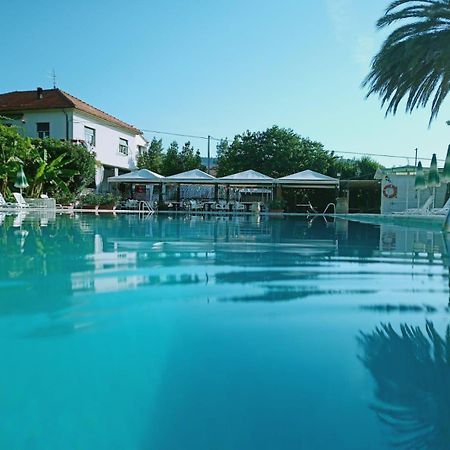 Bike And Breakfast Apartments Pietra Ligure Luaran gambar